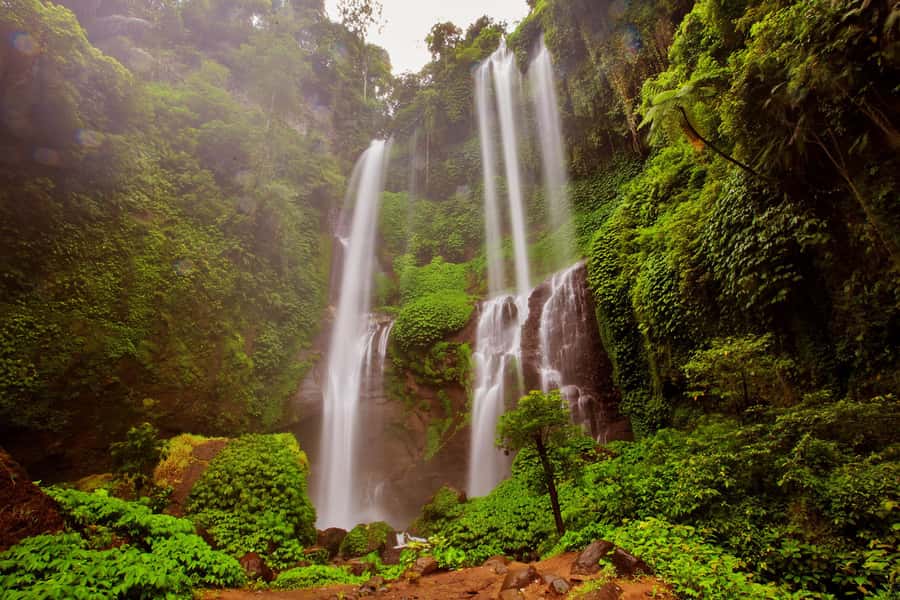 Private Sekumpul Waterfall Hiking Tour - Your guides matter most at Sekumpul, especially for photos