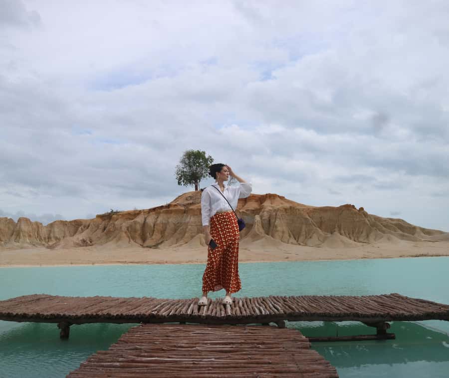 Private Tour Blue Lake & Sand Dunes Bintan - Blue Lake and Busung Desert in one tight 150-minute plan