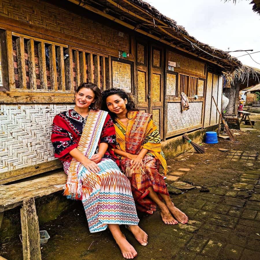 Private Tour: Explore Lombok Culture Village & South Beaches - Getting picked up across Lombok for an 8-hour culture and beach day