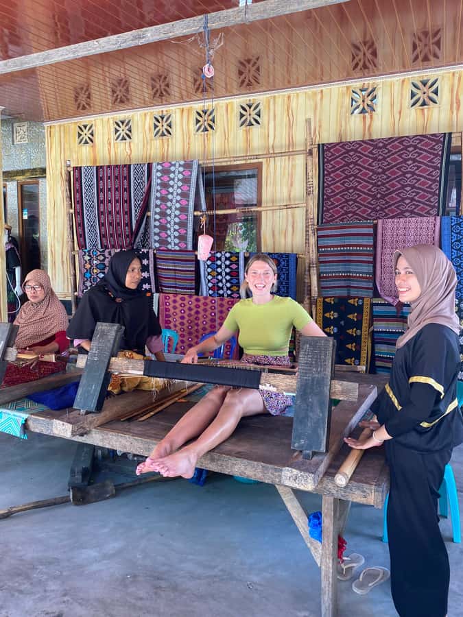 Private Tour: Explore Lombok Culture Village & South Beaches - What to bring (so the villages and beach both work for you)