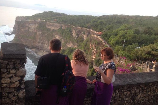 Private Tour Rafting Uluwatu Kecak Dance Sunset and Dinner in Jimbaran Bay - Uluwatu Temple at Sunset: Kecak Fire Dance and the Cliff Views