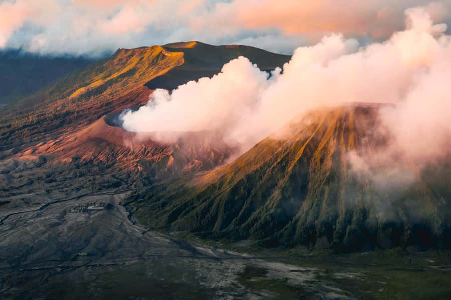 Probolinggo: Dawn Journey to Mount Ijen Sunrise Expedition - Pura Luhur Poten Gunung Bromo: a cultural pause