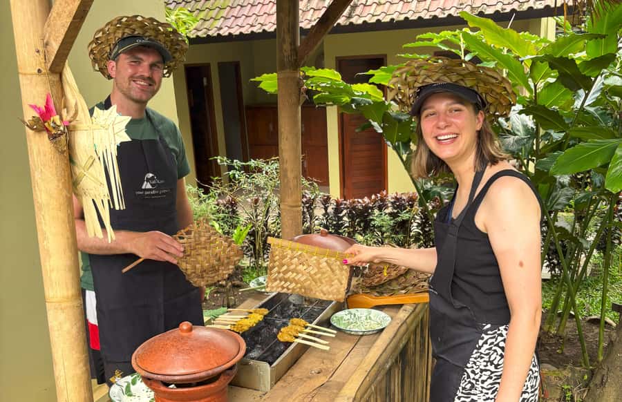Pure Bali Village Experience Cooking & Jamu Class, Transfer - Jamu class: make Beras Kencur and turmeric-ginger-tamarind