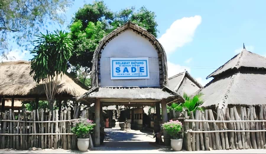 Sade Village, Kuta Lombok, and South Coasts: Private Tour - Private pickup and the rhythm of a long day (450 minutes)