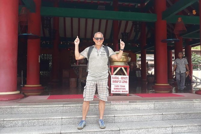 Semarang Tour For Cruise Passengers - Sam Po Kong Temple: ornaments and atmosphere in 45 minutes