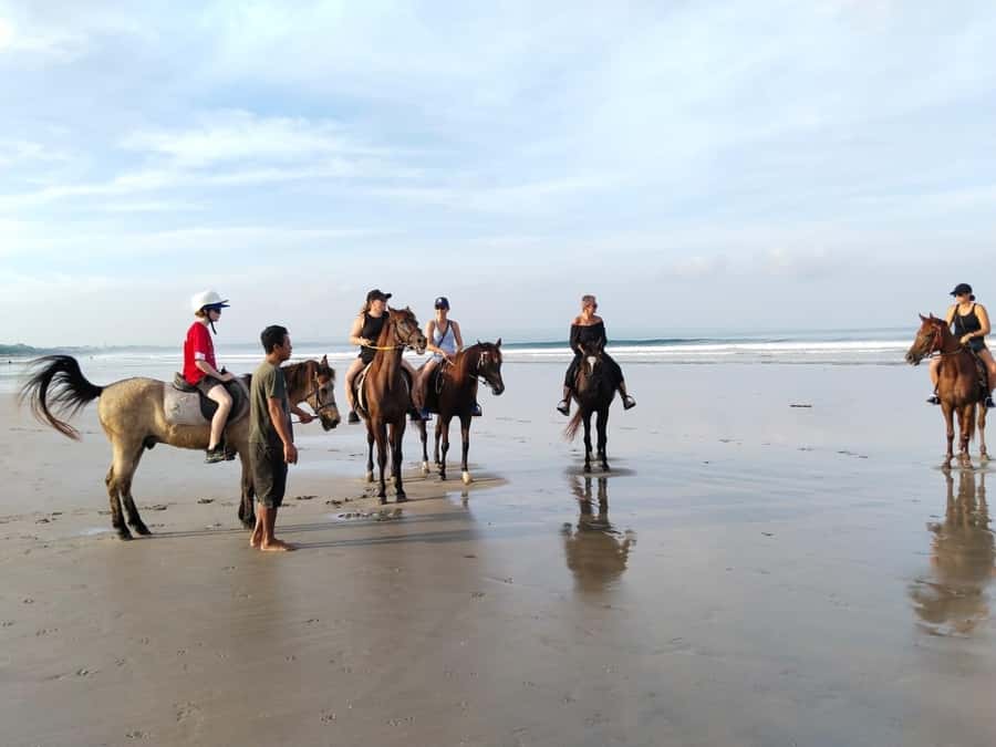 Seminyak Beach Horse Riding Experience - Your hour on the beach, waves, wind, and the Legian view