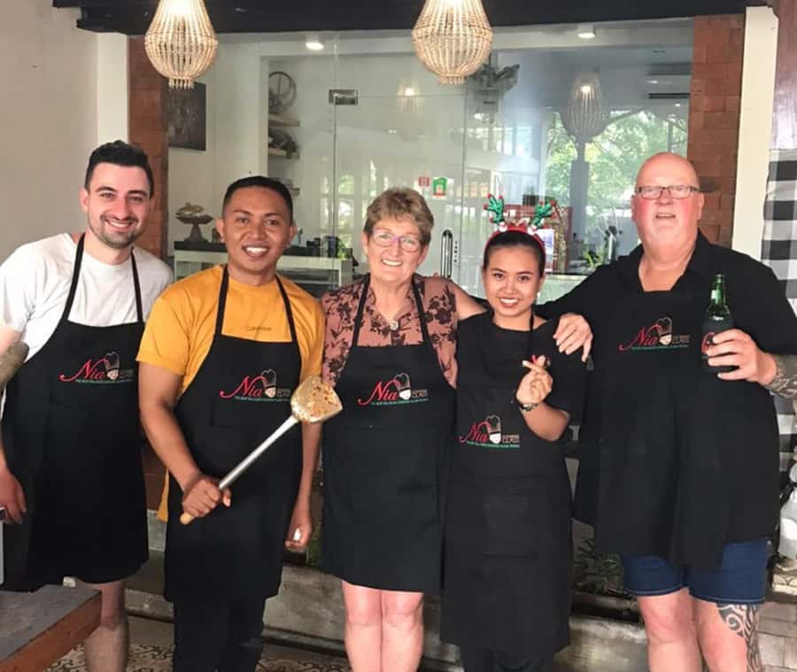 Seminyak : cooking class traditional food bali - Pickup, meeting point, and timing: morning is easier for many stays