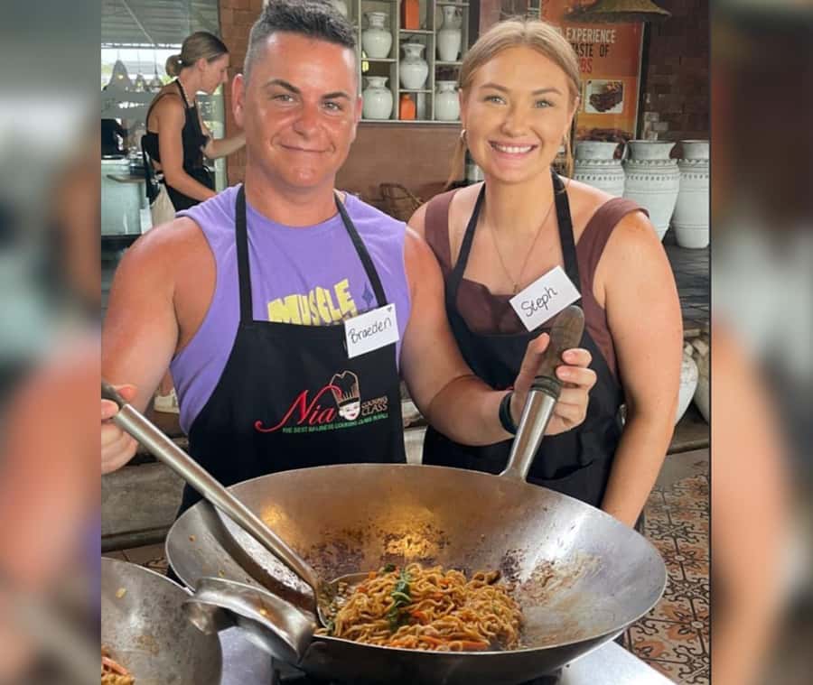 Seminyak : cooking class traditional food bali - The 12 dishes you’ll actually cook, from base pastes to banana leaf