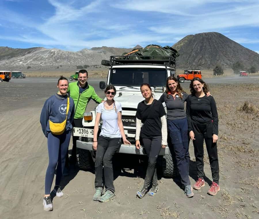 SHARED Bromo Jeep Tour include tickets From MALANG - 00:30 AM pickup from Malang, and why the timing can confuse you
