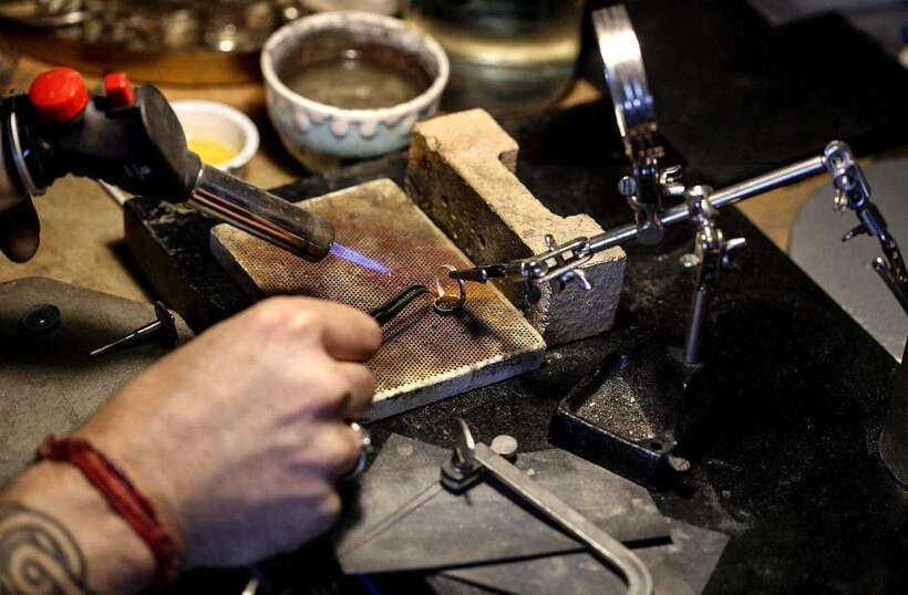 Sidemen Silver Artistry Class: Create Unique Jewelry in Bali - Who this class is perfect for