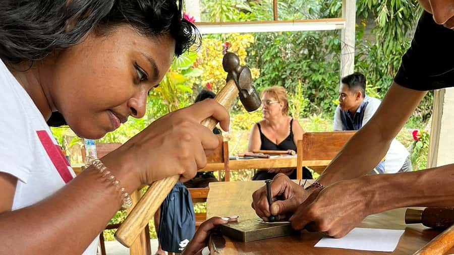 Sidemen Silver Class: Craft Balinese Jewelry - What you actually learn about Balinese silverwork (and how it changes the result)