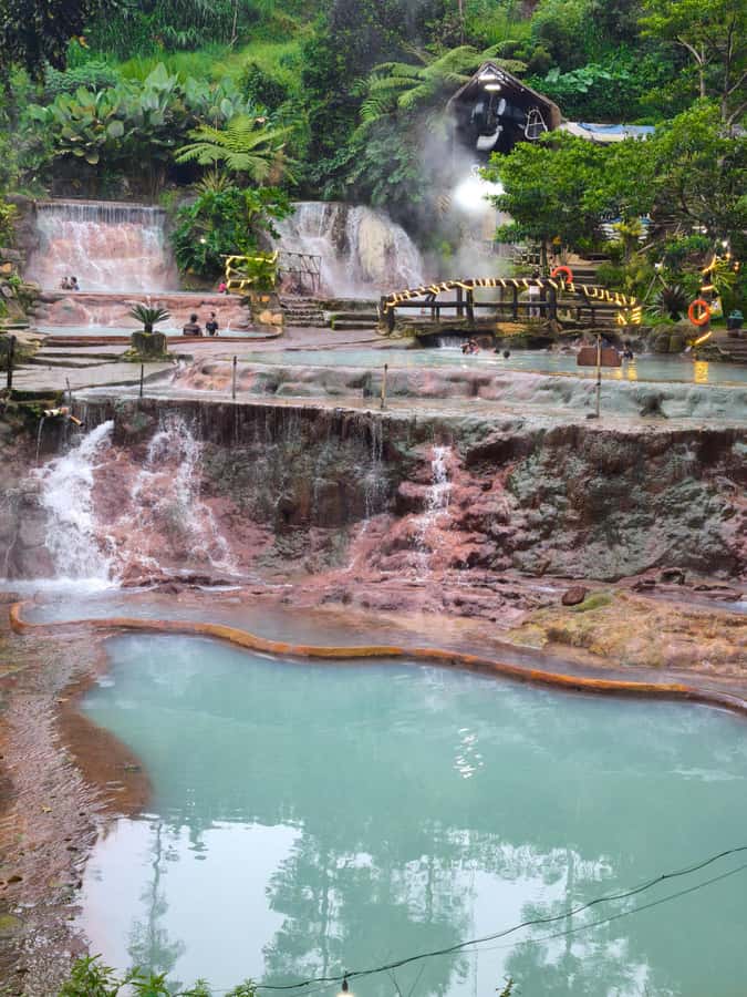 Start 10am Bandung Group Tour Volcano, Waterfalls, Hotspring - Price and what $55 really covers