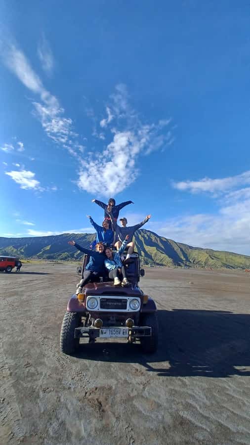 Start: Malang! Tumpak Sewu, Bromo, Ijen 3-Day Tour - Day 1 to Malang Again: The Rhythm of a Long Day