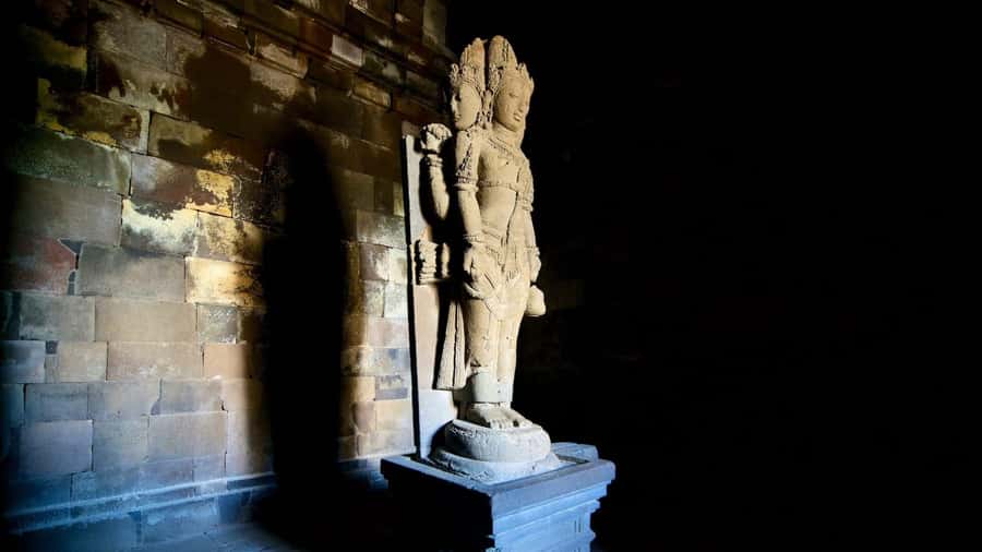 Sunrise Setumbu, Borobudur structure climbing and Prambanan - How the Tour Logistics Actually Help (And Where You’ll Still Feel the Day)