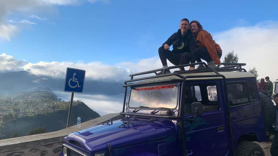 Surabaya: Bromo Sunrise & Madakaripura Falls Full-Day Tour - The Bromo sunrise moment, then the quick descent to reality
