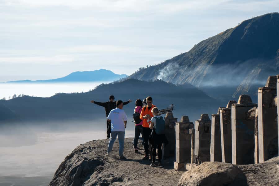 Surabaya/Malang/Probolinggo: 2D1N Bromo Ijen W/Bali Drop-off - Evening in Banyuwangi: Rest, Eat What You Can, and Save Your Energy