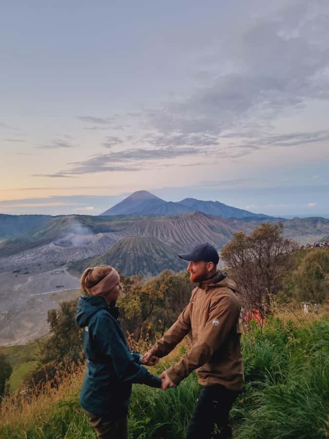 Surabaya: Mount Bromo Sunrise Efficient 1 Day Tour - What to bring: the cold morning essentials