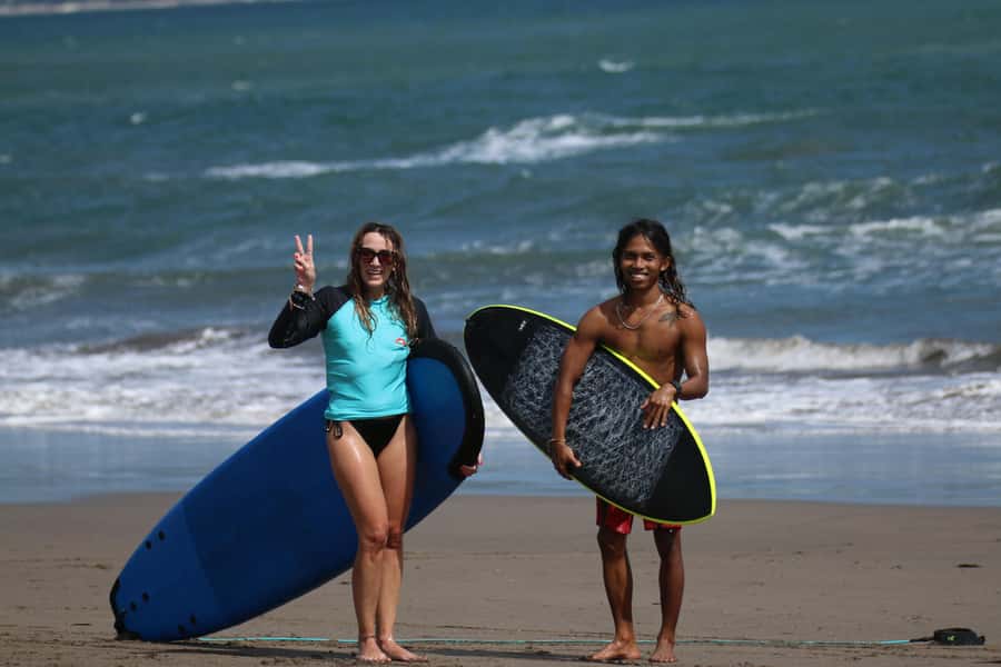 Surf Canggu: Lessons for Beginners & Pros in Bali - Included gear: what you get and what you still need