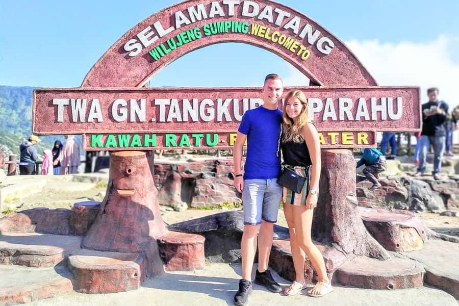 Tangkuban Perahu Crater Tour from Bandung - From Bandung to volcano country in one smooth day