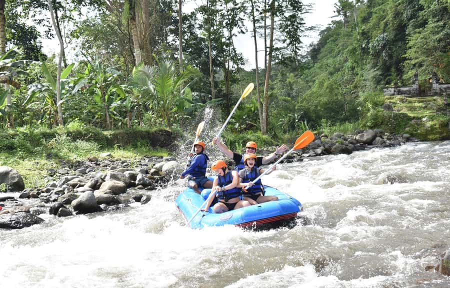 Telaga Waja River: Rafting Expedition with Lunch - Lunch After Rafting: Indonesian Buffet and Refuel Time