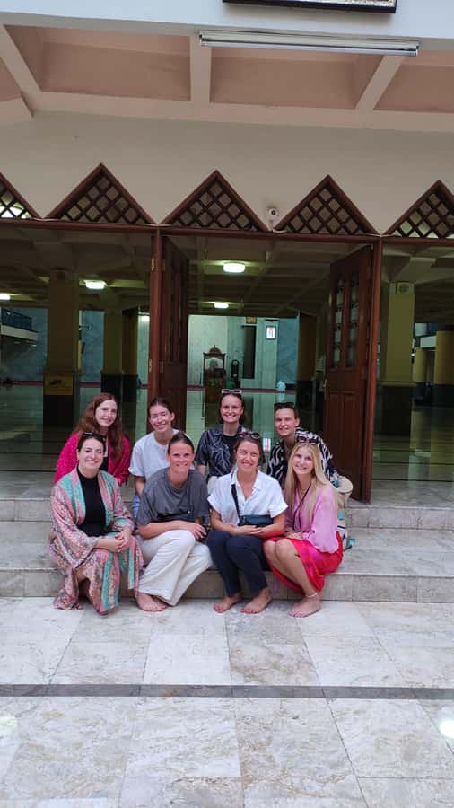 The heart of Bandung and Grand Mosque Guided Walking Tour - Sundanese Culture on the Move, Language, and Daily Life