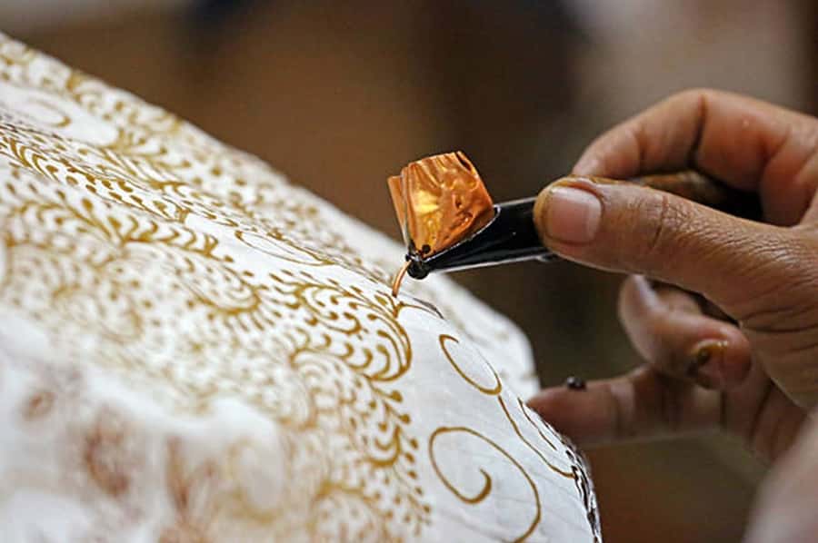 Ubud: 3-Hour Batik Making Class - Inside the Process: Stencil, Wax, Color, Repeat