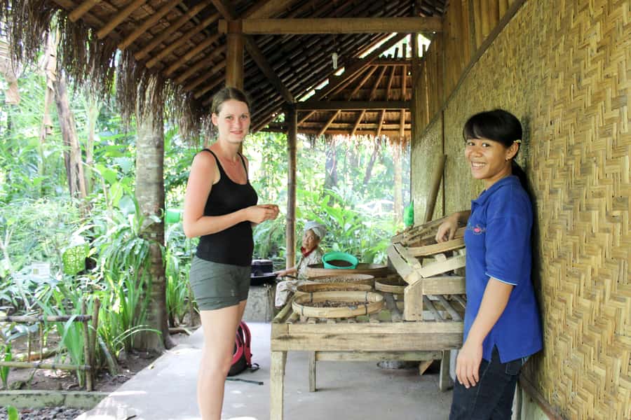 Ubud: 3-Hour Walking Tour with Lunch - Entering Ubud on Foot, Not Just By Scooter