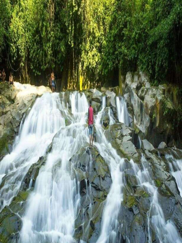 Ubud: 4 Waterfalls Tour with Private Driver - Coffee Plantation Stop: Worth It Even If You Think You Won’t Like Coffee
