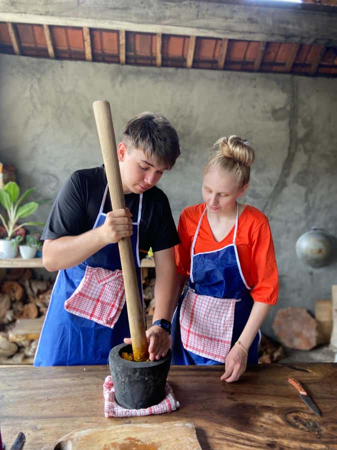 Ubud: Authentic Traditional Balinese Village Cooking Class - First Stop: Organic Farm Time and Spice-Spotting