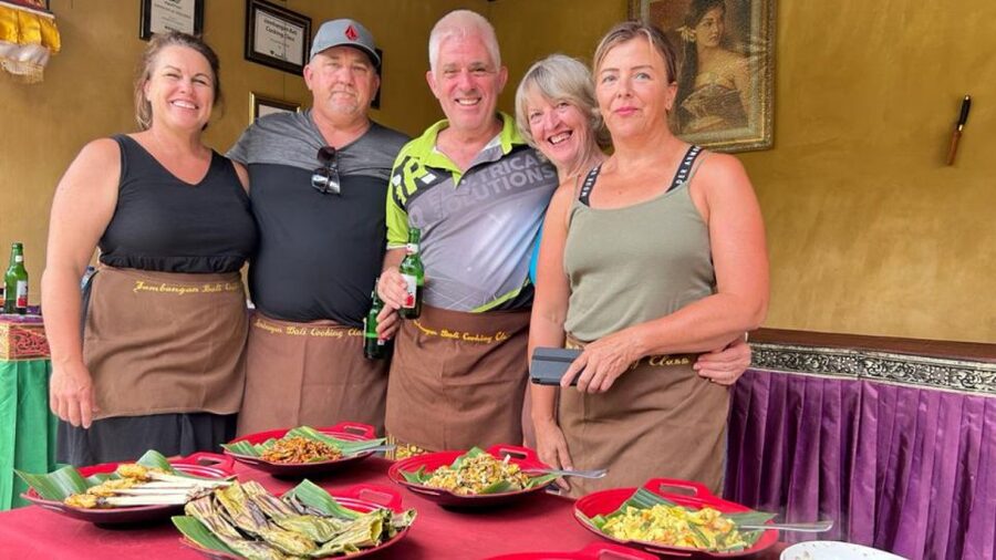 Ubud: Balinese Cooking Class with Hotel Transfers - Key reasons to go