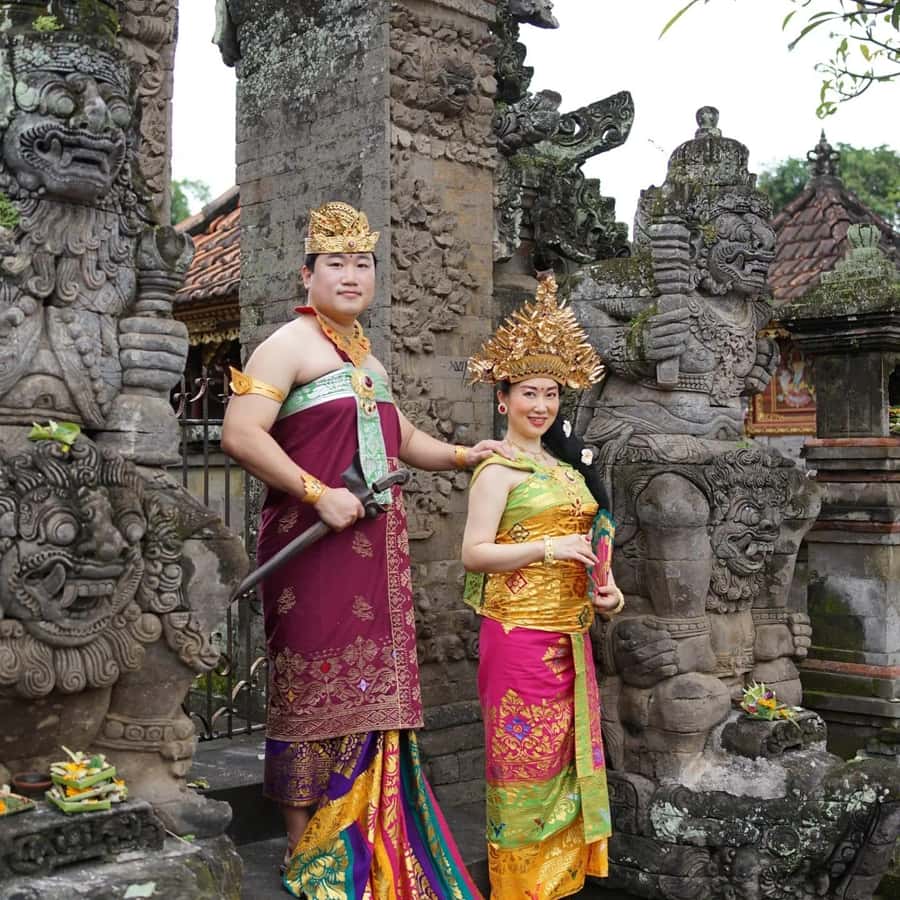 Ubud: Balinese Costume Photoshoot with Make Up - Quick highlights