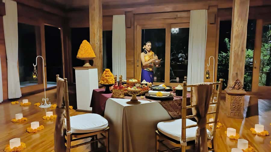 Ubud: Balinese Royal Dinner with Tropical Forest Views - Key things to know before you go