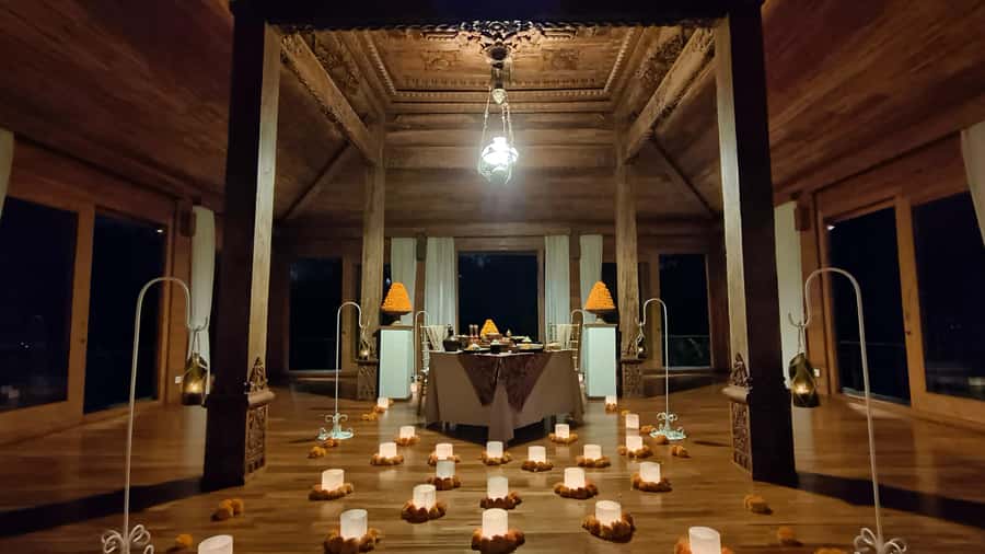 Ubud: Balinese Royal Dinner with Tropical Forest Views - The pre-dinner Balinese ritual: why it’s more than a performance