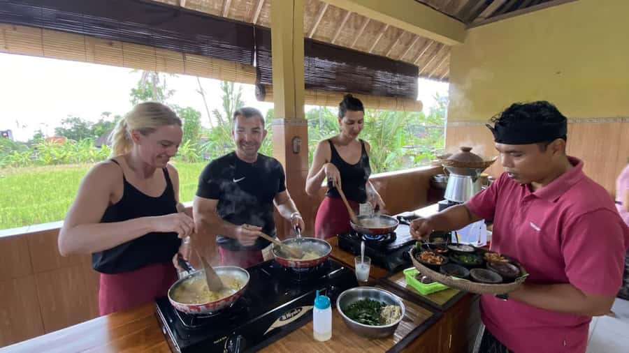 Ubud: Cooking Class with Transfers and Optional Market Visit - Should you book this Ubud cooking class?