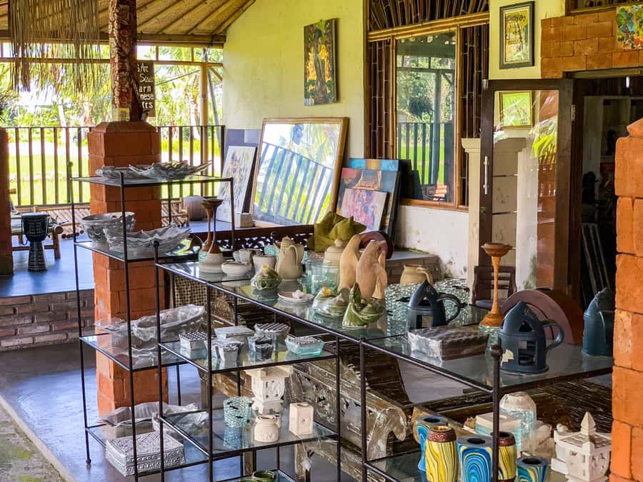 Ubud: Handcrafted Silver Jewelry Workshop - Polishing takes time, and that is part of the value