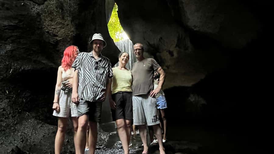 Ubud: Hidden Gems and Waterfalls Private Tour - Cantik Balinese plantation: fruit tastings with real context