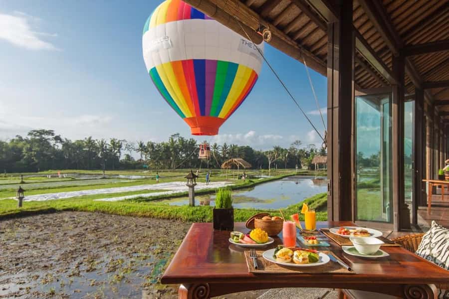 Ubud: Hot Air Balloon Experience - What you get after landing: sunrise breakfast that makes the early start worth it