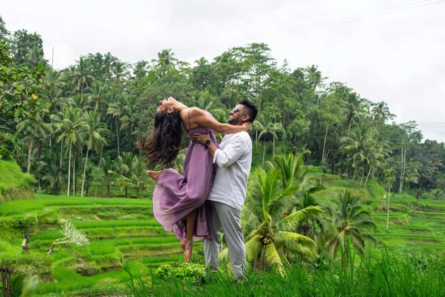 Ubud Monkey Forest, Temple, Rice Terrace and Waterfall Tour - Lunch with a view, plus the kind of food you will remember