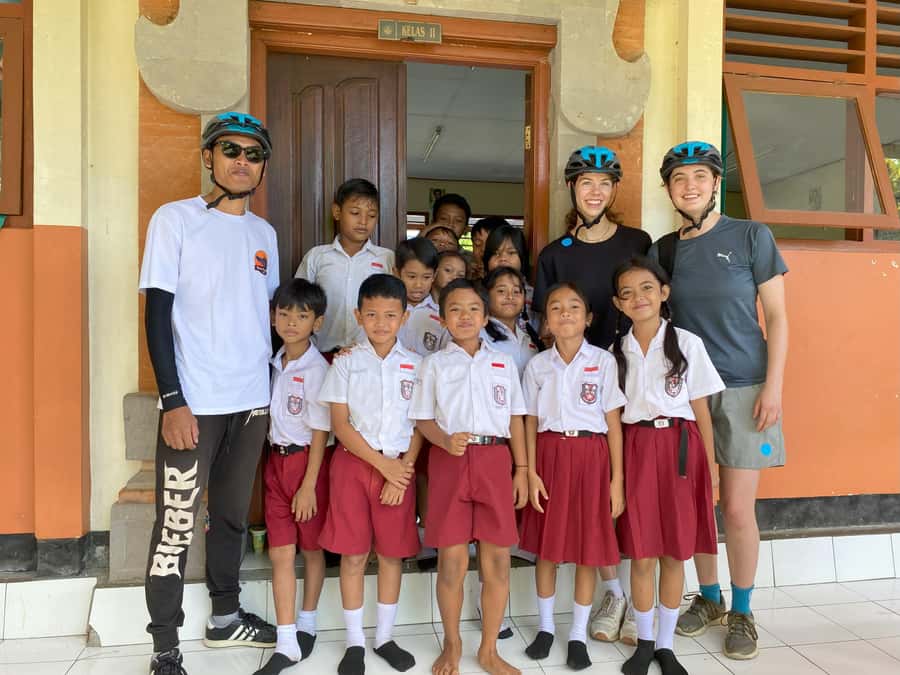 Ubud : PRIVATE Bike Tour inside Rice Field with meal & pool - Pickup and the real timing of a 6-hour day