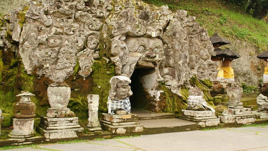 Ubud: Rice Terrace, Waterfall, & Elephant Cave - Goa Gajah Elephant Cave, Boma and the Cliff Caves