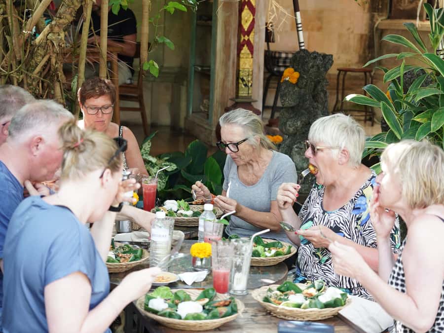 Ubud: Rice Terraces & Villages Half-Day Fat Tire E-Bike Tour - From central Ubud to Jalan Cinta, the Street of Love