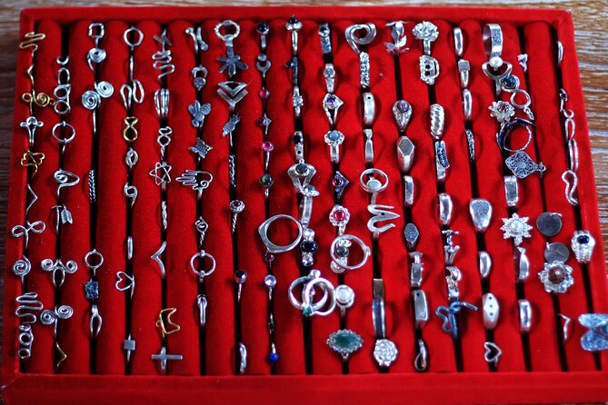 Ubud Silver Class Jewelry making in bali - Making Your Jewelry: Hammering, Soldering, Engraving, and Cutting