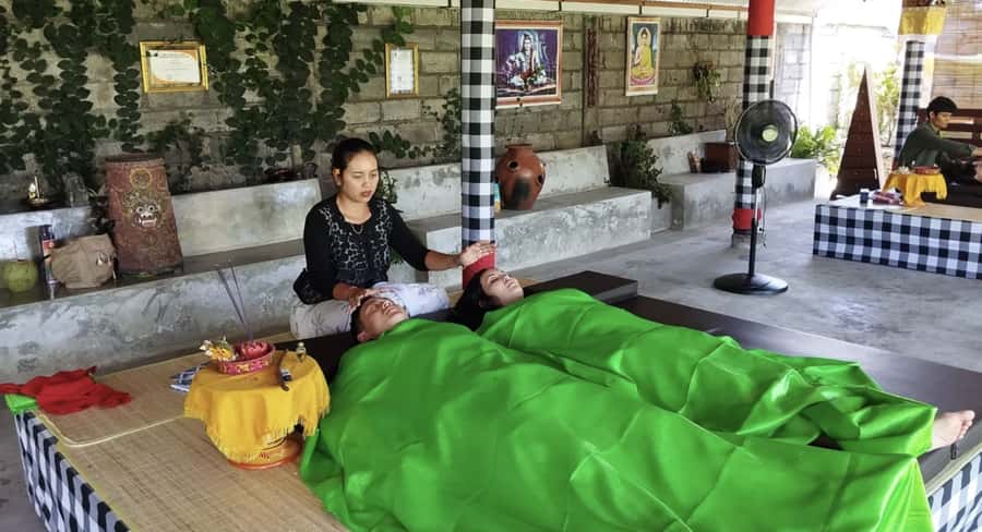 Ubud: Spiritual Cleansing, Palm Reading, & Trauma Healing - Palm Reading in Ubud, What You Actually Get