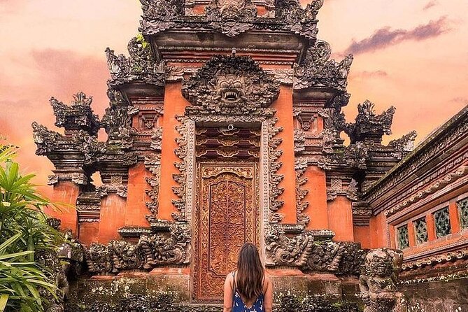 Ubud: Swing - Monkey Forest - Waterfall - Temple - Rice Terraces - Art Crafts - Sacred Monkey Forest Sanctuary: temples in the trees