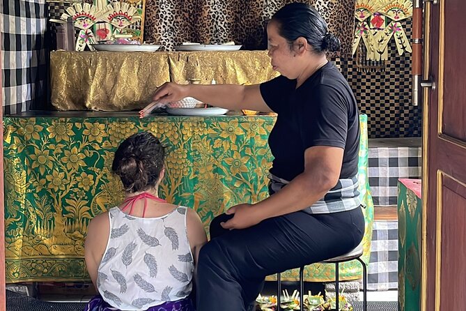 Ubud Tour - Balinese Healing By Shaman And Self Purification - Lunch at Tebasari Resto, Bar & Lounge