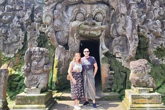 Ubud Tour - Ubud Highlight - Private Tour All inclusive - Stop 5: Tirta Empul Temple, purification water and the meaning behind it