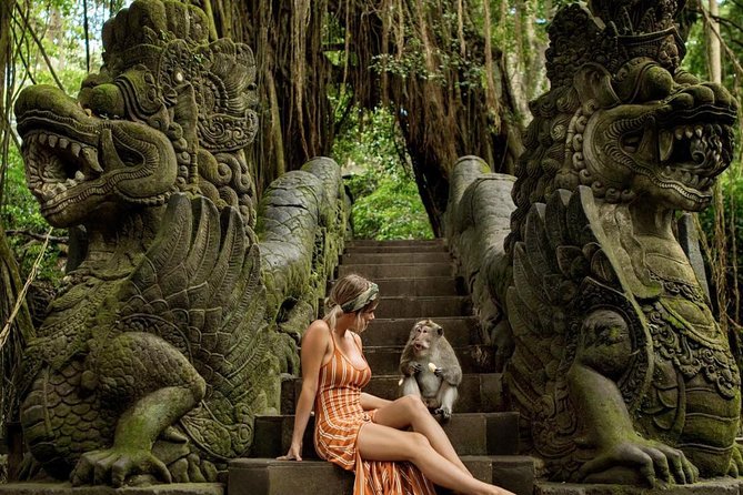 Ubud Tour with Swing, Temple, Monkey Forest, and Waterfall - Swing time at Happy Swing Bali: jungle views with a photos-first mindset
