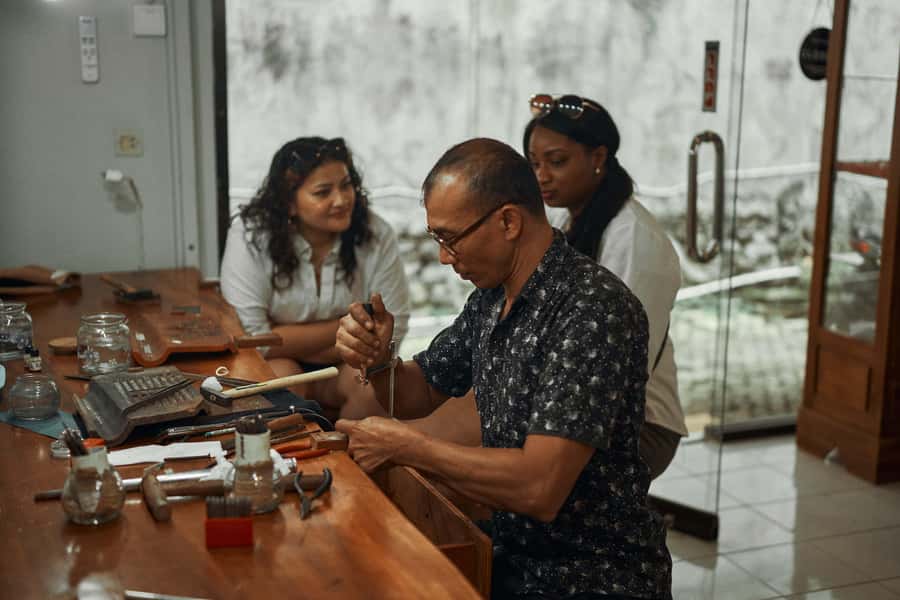 Ubud Town Center Silver Class - Silver Jewelry Making Class - Entering Ubud Town Center: Why this class makes sense