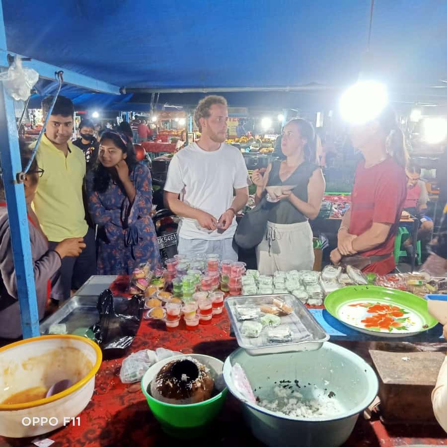 Ubud Traditional Night Market Food Tour-All Inclusive - The Megibung Flavor Lesson: Start With Meaning, Then Taste