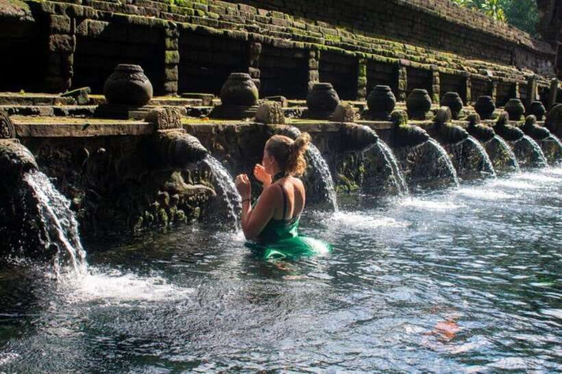 Ubud: Water Temple, Rice Terrace, and Waterfalls Tour - Your day starts with Tegallalang Rice Terrace: views that earn the stop